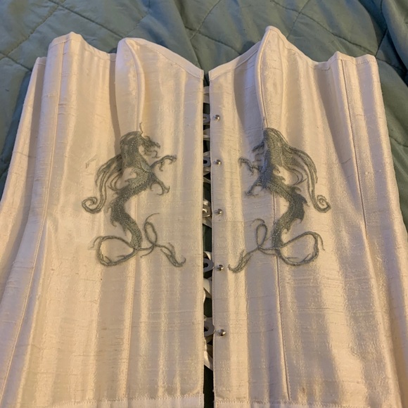 Custom made corset! One of a kind. - Picture 2 of 7